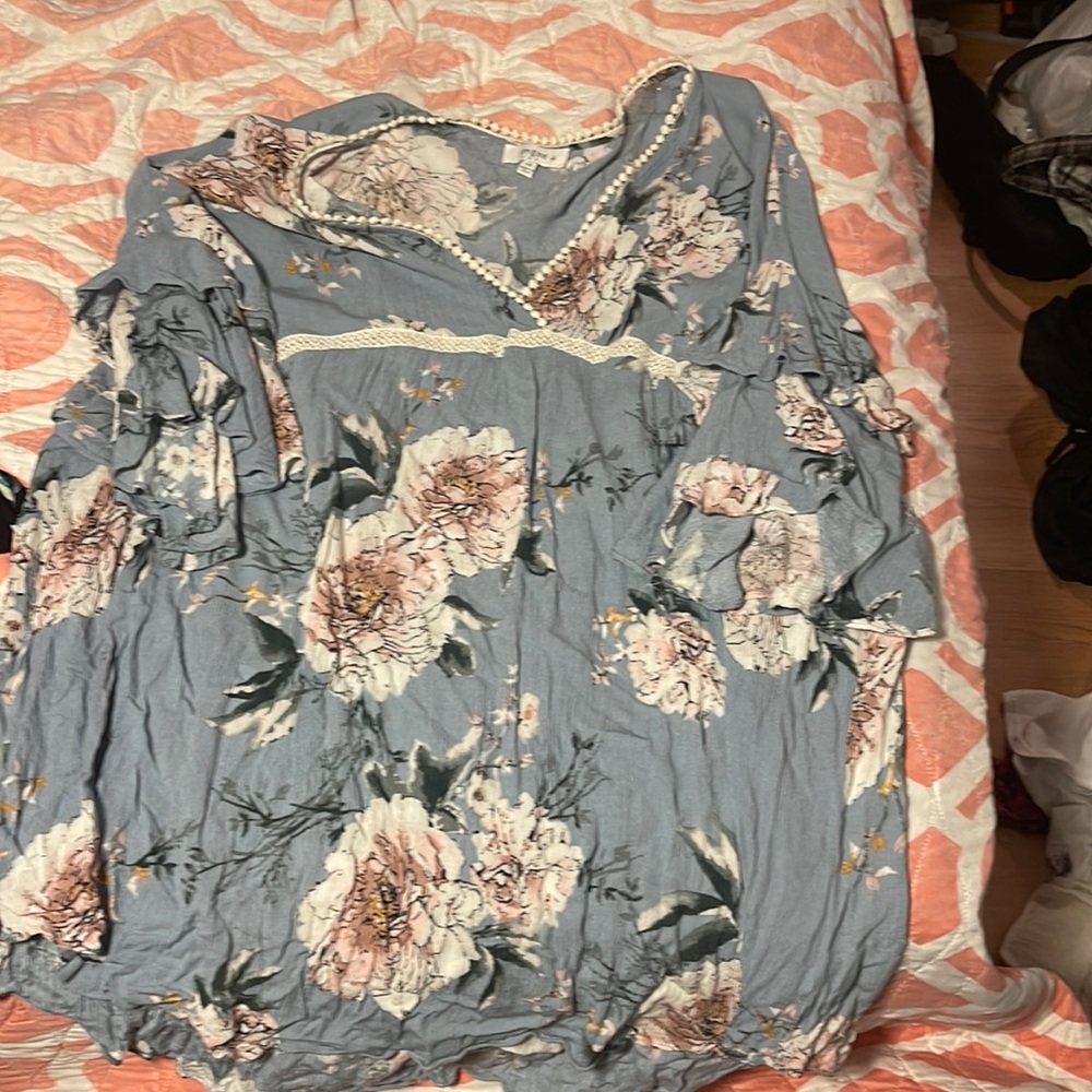 Floral top